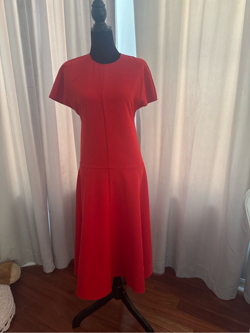 H&M Red Short Sleeve Midi Dress